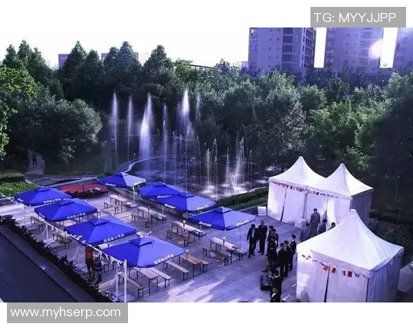 足球明星们畅饮啤酒的高清精彩瞬间尽在这里让你领略不一样的运动魅力