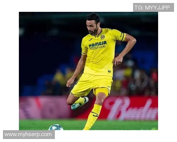 意大利足球明星在关键时刻点球失误引发球迷热议与反思